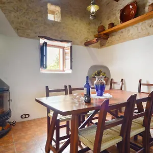 https://es-cucons-calle-cami-des-pla-de-corona-110.ibizaislandhotels.net
